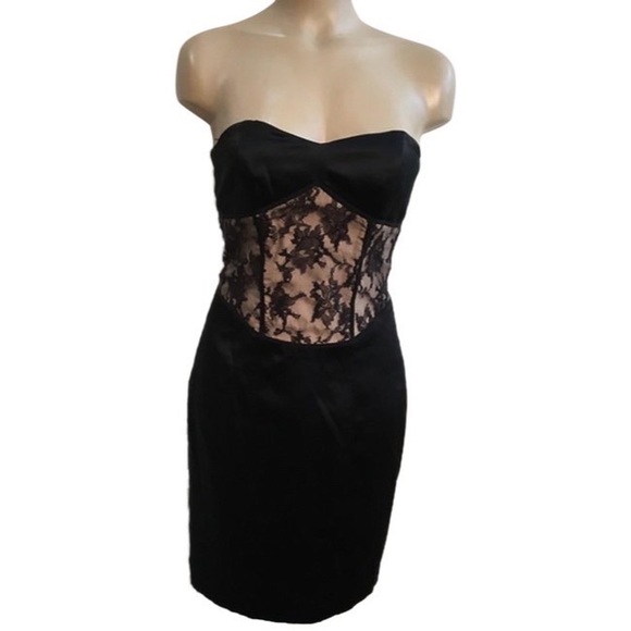 Betsey Johnson Dresses & Skirts - Sexy Betsey Johnson silk black dress with lace 🖤